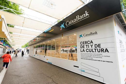 Imagen del ‘Pabellón CaixaBank’ en la edición de la Feria del Libro de Madrid celebrada en 2023