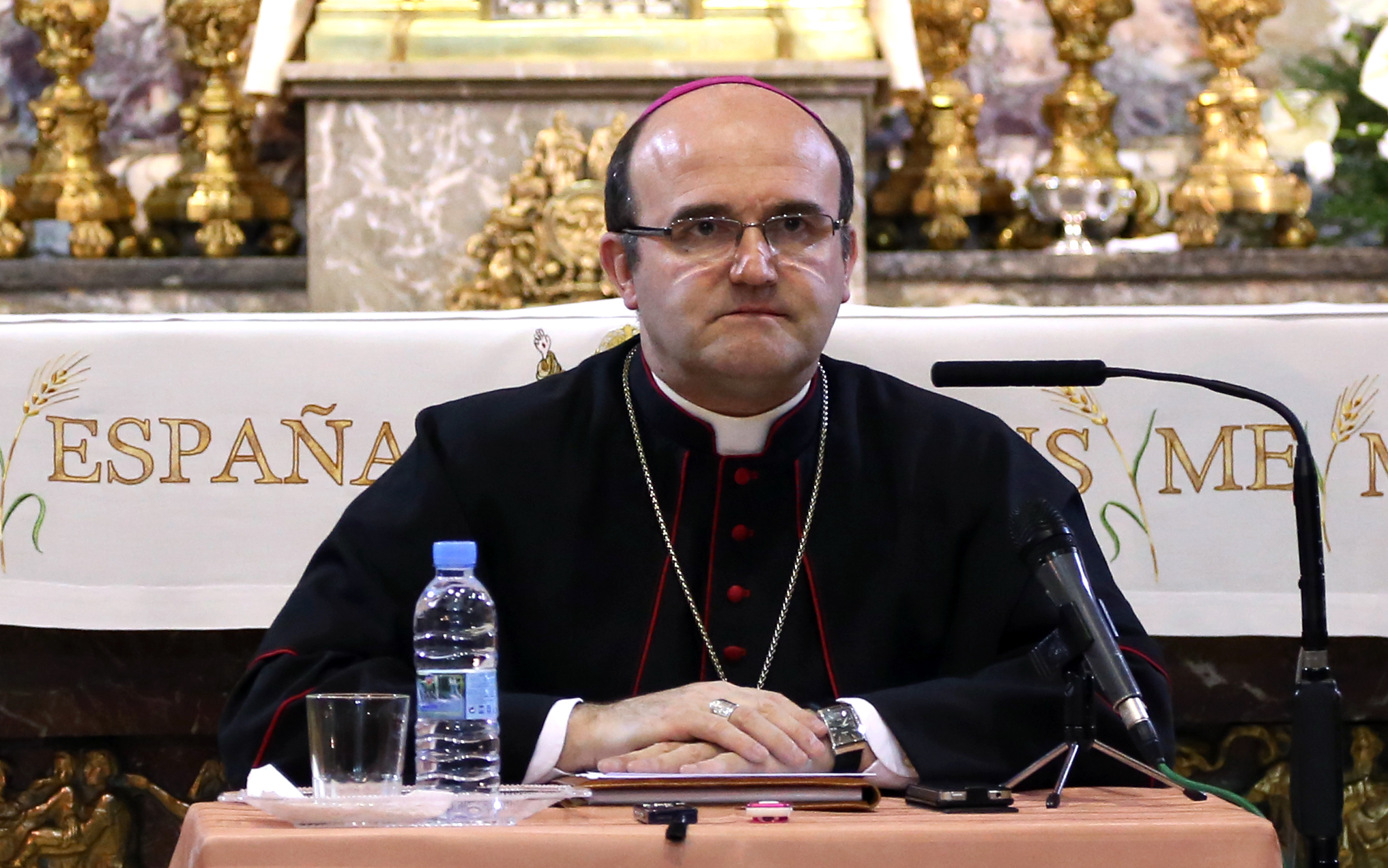 El obispo de San Sebastián cree que "el demonio ha metido un gol" al feminismo