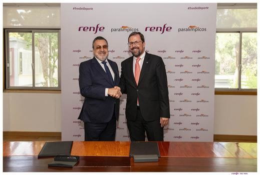 Fotografía del acuerdo entre Renfe y Comité Paralímpico Español