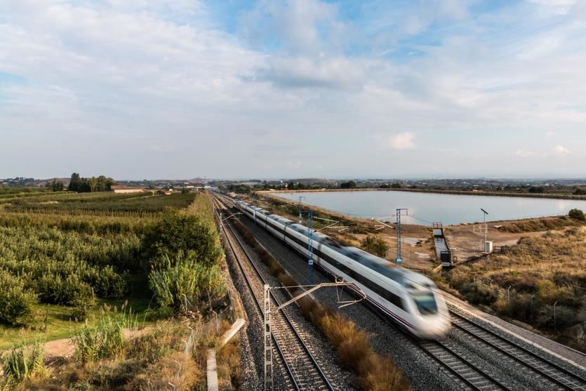 Renfe destacará su impulso como operador integral de movilidad, al transporte sostenible y a la innovación en Global Mobility Call