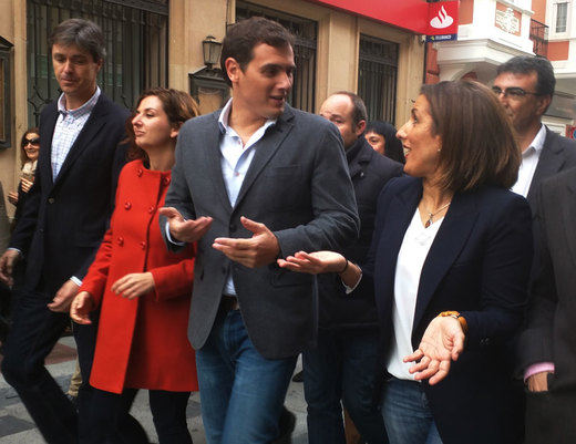 Rivera, a un joven que le criticó por su modelo de 'contrato único': 