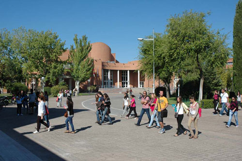 Denuncian una pérdida de alumnos del 45% en la UCLM en los últimos cuatro años