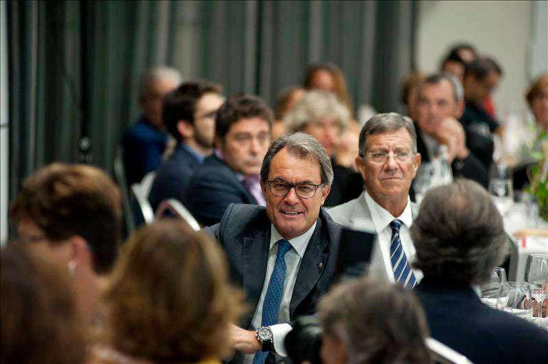 Artur Mas: quieren 'cargarse el estado de Derecho'