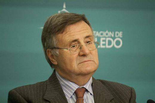 Tizón (PP) echa más leña al fuego al llamar 'tonto útil' y 'sátrapa' a Antonio López (C's)