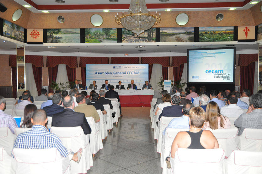 Los empresarios anuncian su predisposición al diálogo con el nuevo Ejecutivo regional