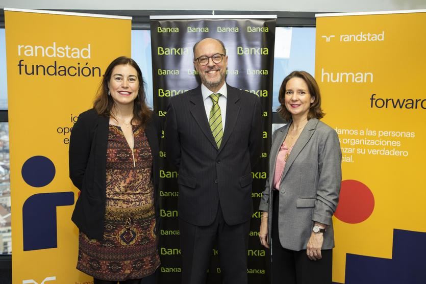 Bankia y Randstad renuevan su programa 'Empleo en Red'