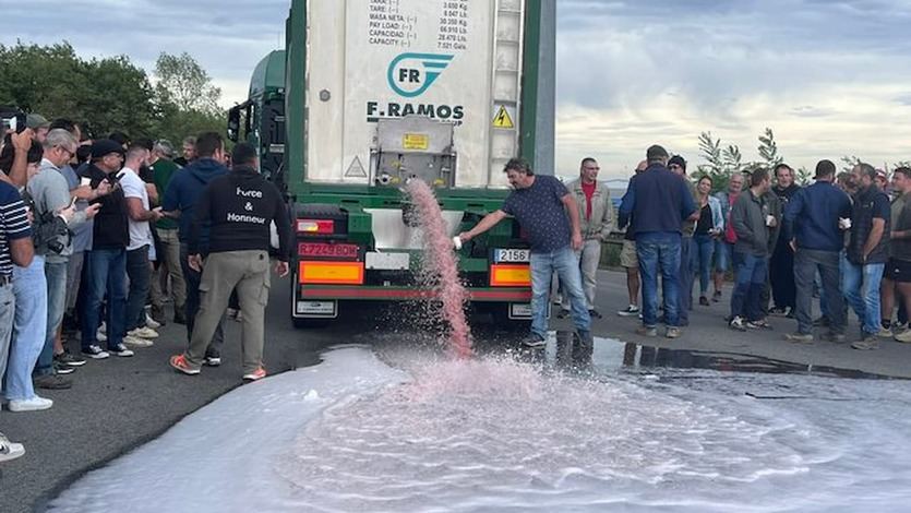 Boikot de viticultores franceses a camiones españoles en la frontera