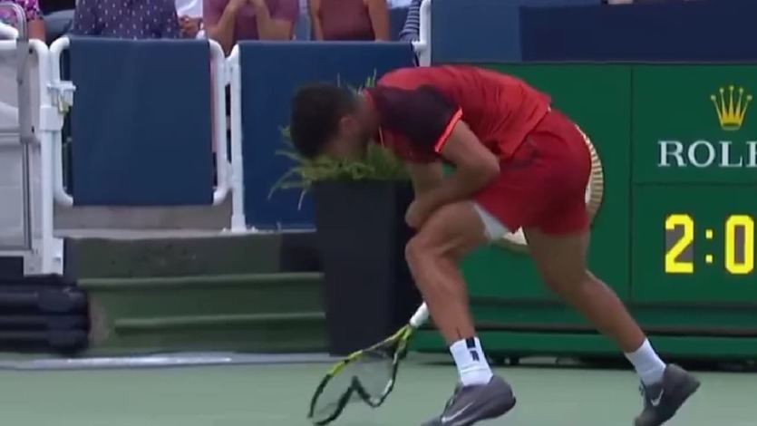 Carlos Alcaraz rompe la raqueta en Cincinnati