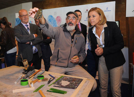 Cospedal califica de 'novedad' que Page le pida quedarse como jefa de la oposición en Castilla-La Mancha