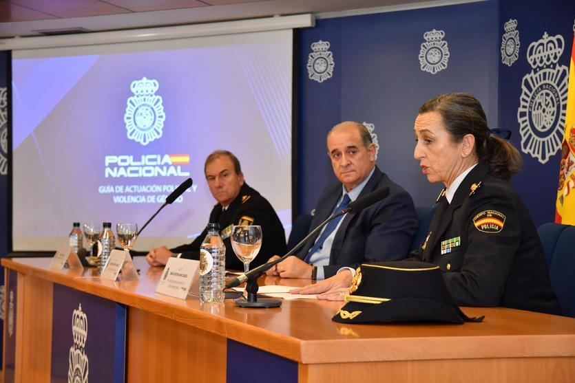 Presentación de la Guía contra la Violencia de Género de la Policía Nacional