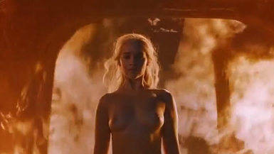 Toda la verdad sobre Emilia Clarke y su último desnudo en 'Juego de Tronos'