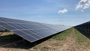 Iberdrola inicia el proceso de puesta en marcha de su primera planta fotovoltaica en la Región de Murcia