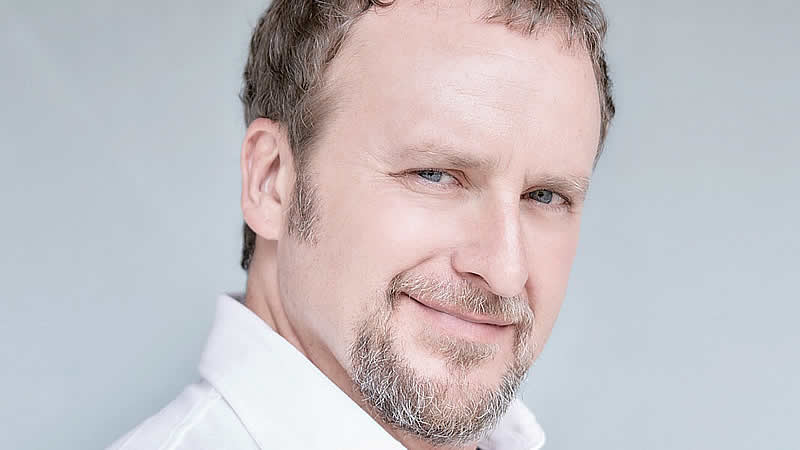 Fernando Cayo (actor, director, músico y docente): 'Lo que más me ha dado la formación es libertad… Un actor tiene que estar formado en todos los registros'