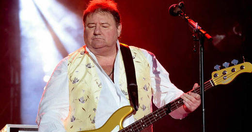 Otro pedacito de la historia del rock que se nos va: muere Greg Lake, de Emerson, Lake & Palmer