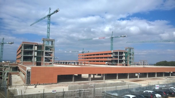 Es "bochornoso" que Cospedal "venda la obra inexistente" del nuevo hospital de Guadalajara