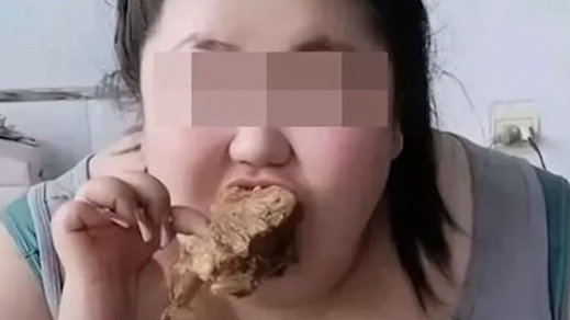 Influencer china fallecida por un reto viral de comer en exceso