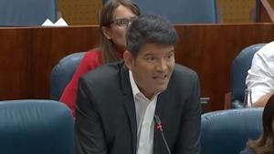 Un diputado socialista en Madrid acusa al PP de envidiar a Sánchez "por lo bueno que está"