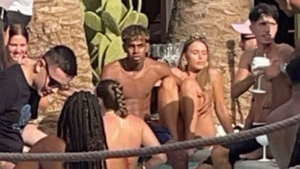 Lamine Yamal, pillado en una piscina con una chica rubia: ¿nueva ilusión?