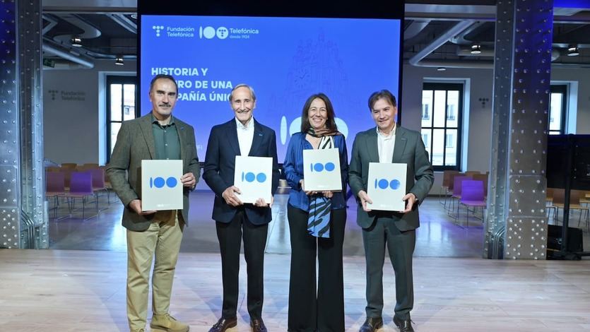 Luis Prendes, Julio Linares, María García-Legaz y José de la Peña. 