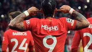 El agente de Memphis Depay desmiente que el atlético le haya prestado el millón de euros a Alves