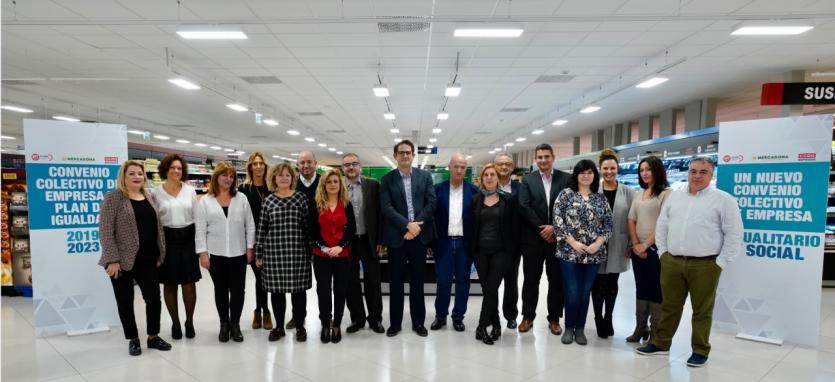 Mercadona y los sindicatos firman un nuevo convenio colectivo de empresa más igualitario y social