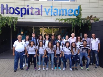 Acuerdo de colaboración entre el Hospital Viamed Montecanal y el Club de Fútbol Femenino aragonés, CD Transportes Alcaine