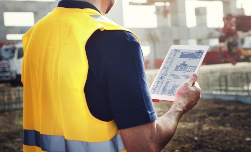 Fundación Telefónica, CEOE y la Fundación Laboral de la Construcción lanzan un nanogrado gratuito para digitalizar al sector de la construcción