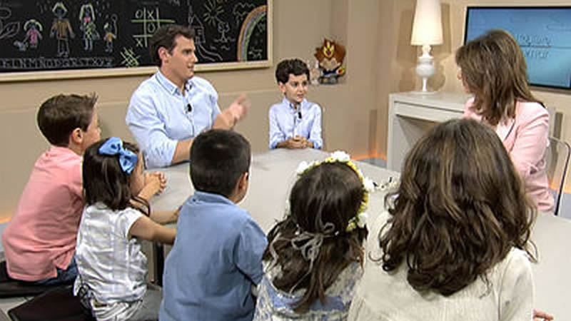 Rivera confiesa a los niños: 'Es imposible enfadarse con Rajoy'