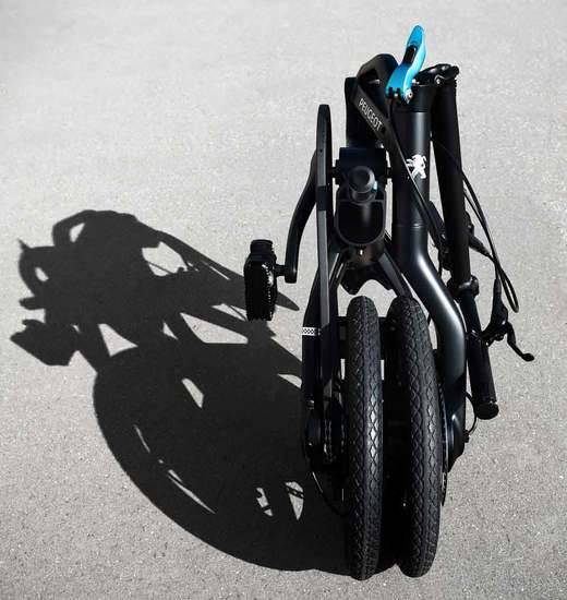 Peugeot crea su primera bicicleta eléctrica plegable llamada eF01
