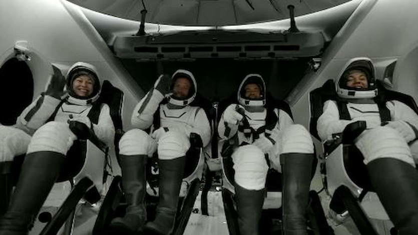 Tripulantes del Polaris, primer viaje privado al espacio de la historia
