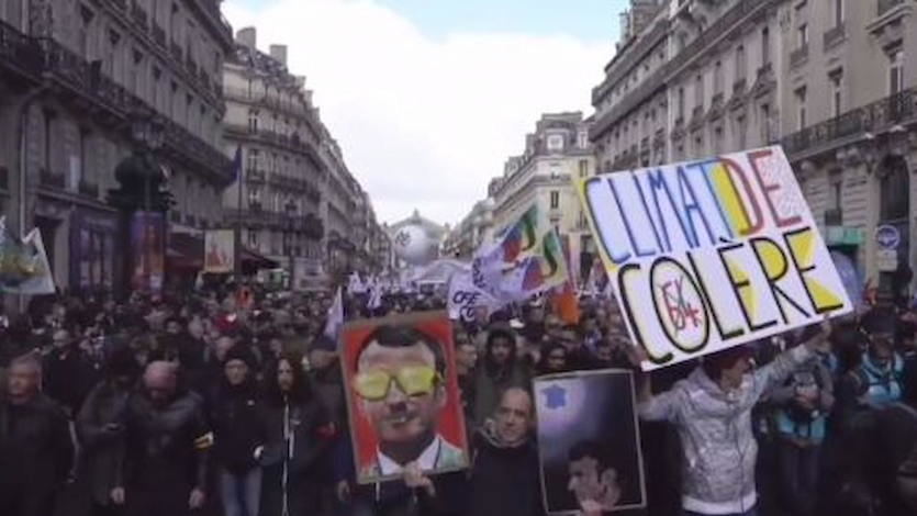 Protestas en París por la reforma de las pensiones de Macron