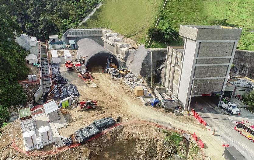 Autopista al Mar 1 - Túnel de Occidente portal Medellín – Sector Vereda El Naranjal