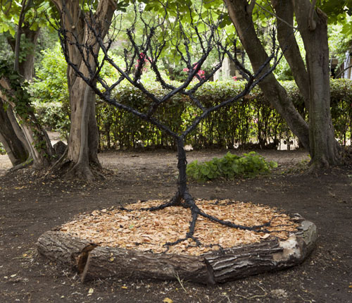 Santiago González. Esculturas en el jardín