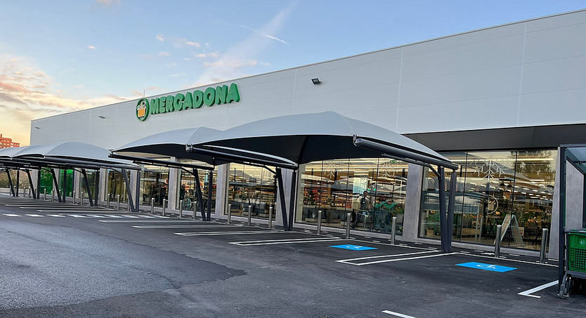 El supermercado de Valdebernardo ha supuesto una inversión de 4,5 millones de euros
