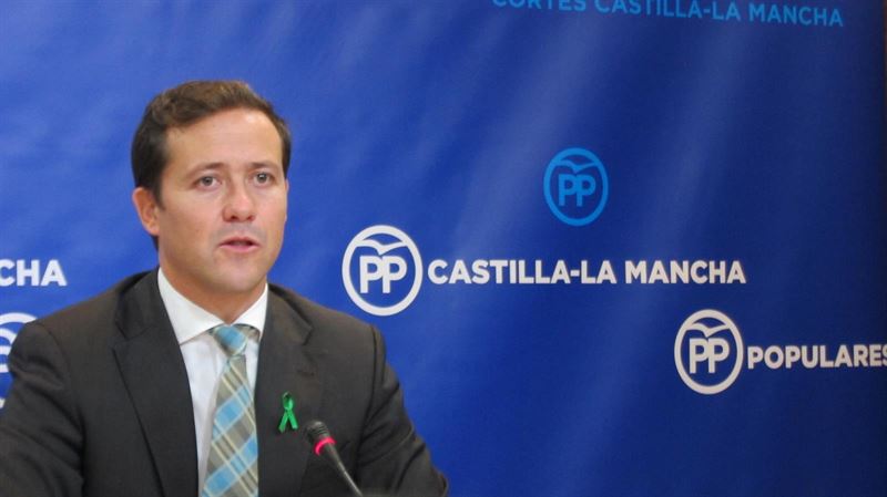 El PP pide a García-Page que comparezca en las Cortes para informar de las listas de espera