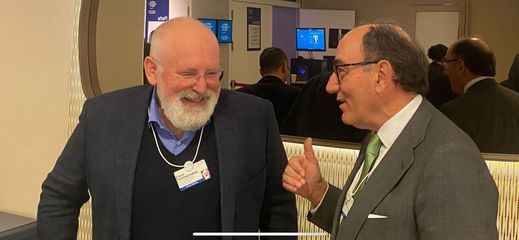 Frans Timmermans e Ignacio Sánchez Galán en el Foro de Davos