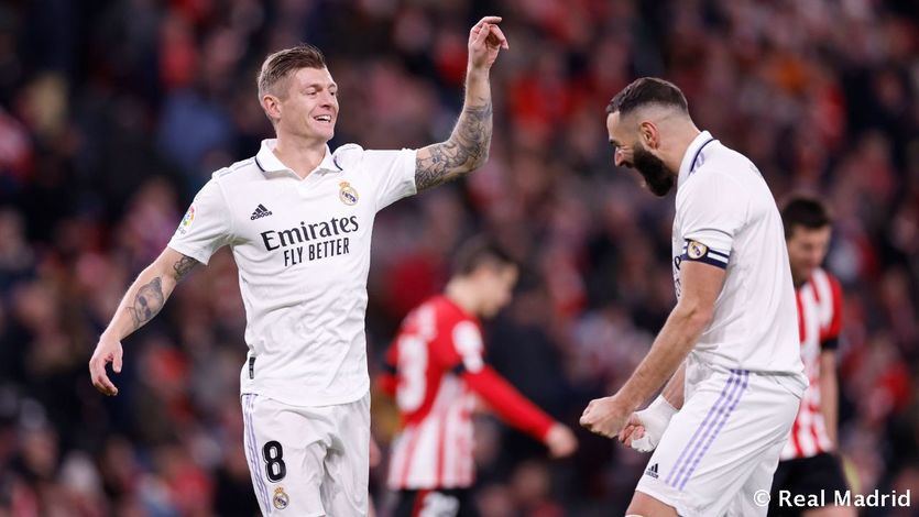 Kroos celebra su gol con Benzema