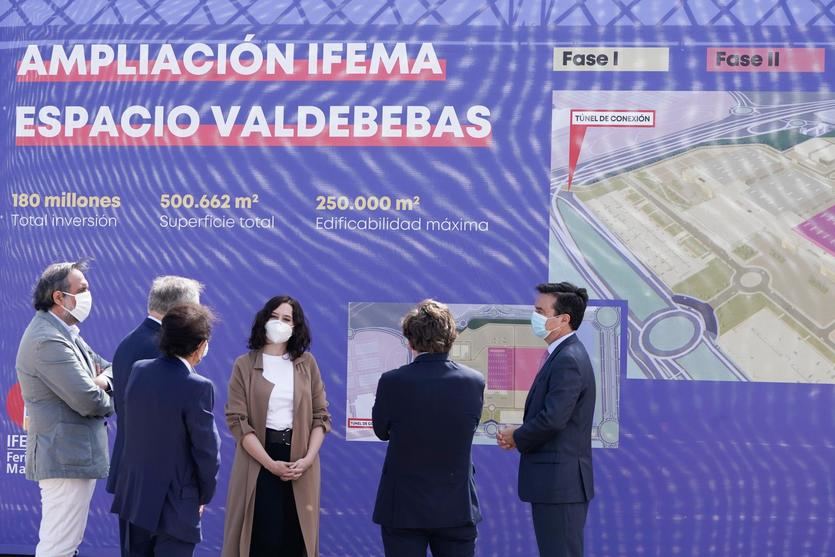 Durante el acto de presentación de la ampliación de IFEMA Espacio Valdebebas: Eduardo López-Puertas, director general de IFEMA; José Luís Martínez-Almeida, Alcalde de Madrid; Isabel Díaz Ayuso, presidenta de la Comunidad de Madrid; Clemente González-Soler; presidente del Comité Ejecutivo de IFEMA; Angel Asensio, presidente de la Cámara de Comercio e Industria, y Jesús Núñez Velázquez, presidente de la Fundación Montemadrid