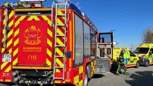Muere un bombero de Madrid tras volcar el camión cuando se dirigía a una emergencia