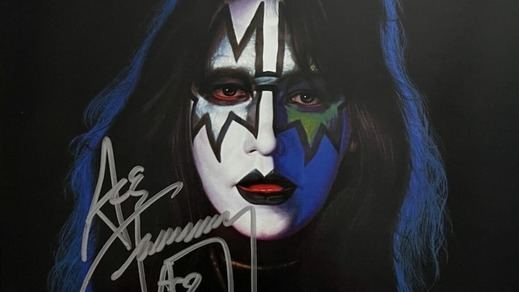 Ace Frehley, en la carátula de un disco