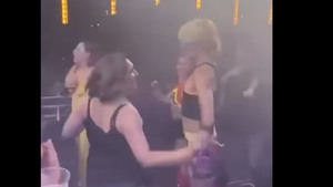 El comentado vídeo viral de Ada Colau bailando en una fiesta del Orgullo