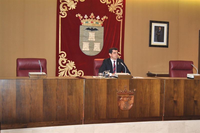 El alcalde de Albacete, reprobado por su voto favorable al Plan del Júcar