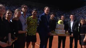 Carlos Alcaraz celebra su vigésimo cumpleaños clasificándose para la final del Mutua Madrid Open