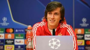 Álvaro Carreras, cuarto refuerzo para el Real Madrid de Xabi Alonso
