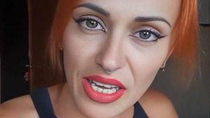 Abogados Cristianos denuncia a la actriz Ane Lindane por "subirse a un altar y simular que se masturbaba"