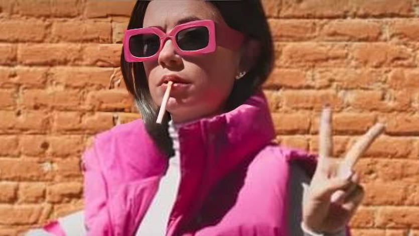 Anna Castillo como Pilar, la princesa de la serie de ficción 'Su Majestad'