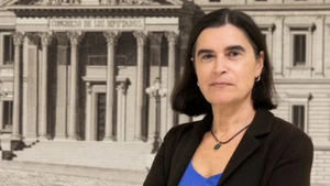 Felipe VI hace una reestructuración de la Casa Real y coloca por primera vez a una mujer como 'número 2'
