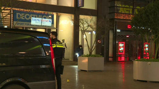 3 heridos en ataque con arma blanca en La Haya que se investiga como posible terrorismo