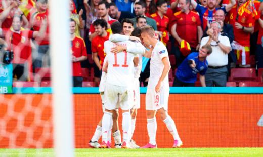 España enamora y hace sufrir ante Croacia (3-5) y Suiza será el rival sorpresa en cuartos