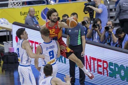 España supera (73-99) a Islandia y endereza el camino a cuartos del Eurobasket 